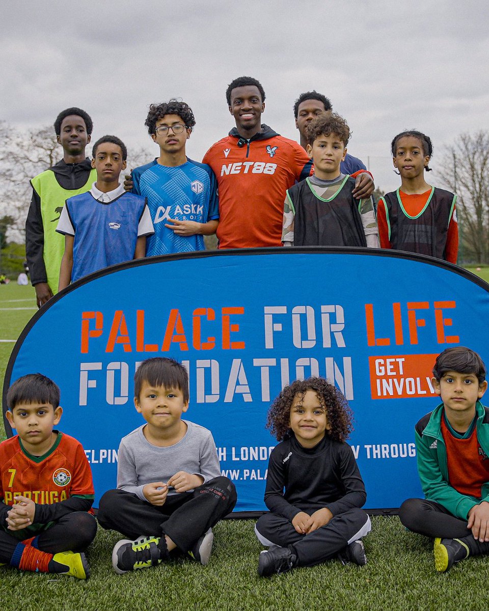 PalaceForLife's tweet photo. Happy Birthday, Eddie 🥳 https://t.co/qRp31pz4Iz