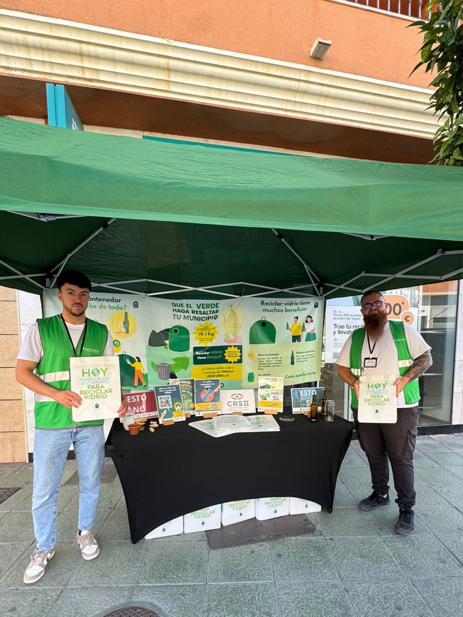 ConsorcioSector's tweet photo. 🗑️ El Consorcio del Sector II y Ecovidrio impulsan una campaña de sensibilización para fomentar el reciclaje de vidrio en cinco municipios de Almería.

➕ℹ️ https://t.co/XZncZcUveK

#Reciclaje #Residuos #RSU #ResiduosSólidosUrbanos #CRSII 💛 https://t.co/7KEWlUsjme