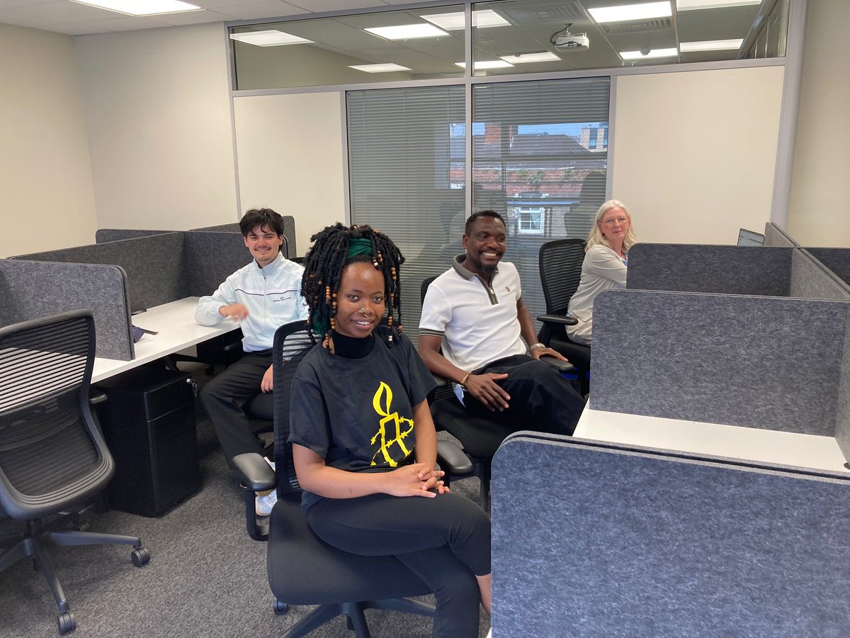 bbmhlanga's tweet photo. Today I made history as the first guest of @AmnestyIreland at their new offices. The team was amazing, @amnesty has been a source of hope for me &amp; my family during difficult times through the hard work of @amnesty_zim. Keep doing the work you do. I was honored https://t.co/Etu0TsT6Qf