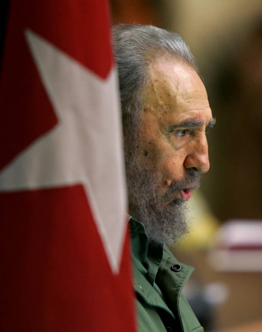 decanoheste's tweet photo. #FidelPorSiempre…Porque se equivocan también cuando creen que mediante represalias económicas nos van a derrotar y aquí cabría decir que más vale pasar hambre en libertad que vivir esclavizados en la opulencia; que más vale ser pobres pero ser libres. #CubaPorLaVida https://t.co/u2qEQLzUS8