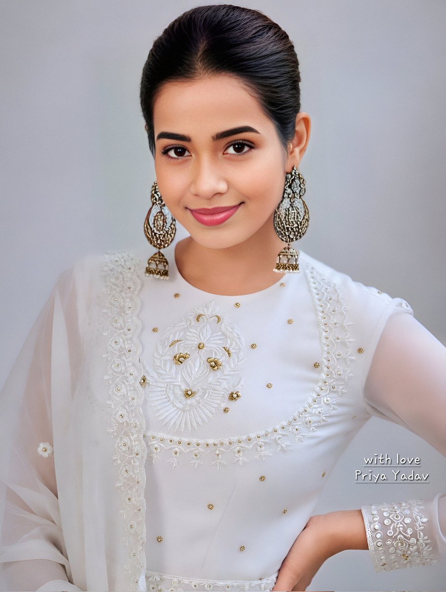 CutePriyaYadav's tweet photo. Some people shine with expensive things…
but the rarest people shine with honesty, loyalty, and a pure heart. 

In today’s world, teach children the value of character and kindness — not just the value of money. 💛

#ValuesMatter #GoodHeart #PriyaYadav 💛 https://t.co/QVLQuZdhtR