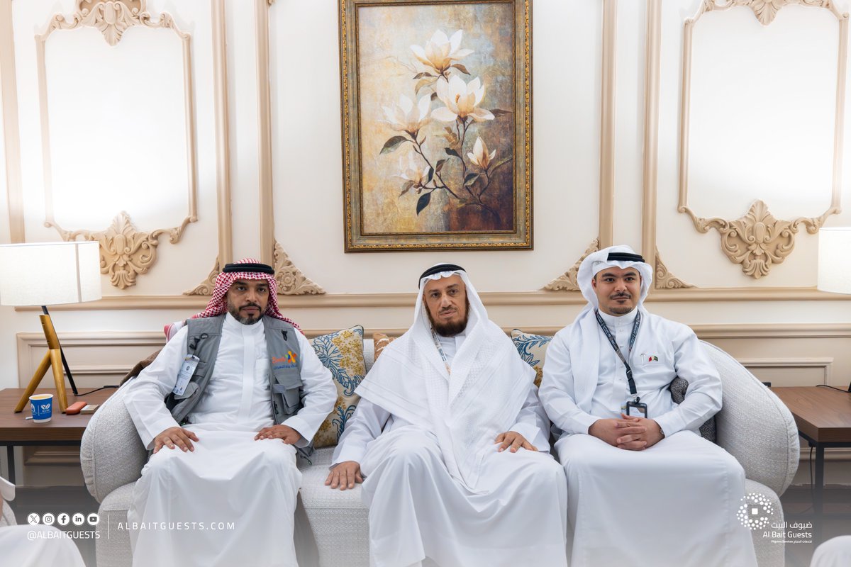 Albaitguests's tweet photo. في أجواءٍ يملؤها الفرح والبهجة، احتفل حجاجنا الكرام من مملكة البحرين في مخيمات مشعر منى بعيد الأضحى المبارك. 

لحظاتٌ امتزجت فيها فرحة العيد بعظمة المكان، واكتملت فيها المشاعر بالدعاء والألفة والمحبة، في أيامٍ هي الأعظم عند الله.

نسأل الله أن يتقبّل حجهم، ويجعل عيدهم عيدَ خيرٍ وبركةٍ وطمأنينة. 

@HajMinistry 

#ضيوف_البيت 
#ضيوفنا_محور_الاهتمام 
#حياكم_الله #حج_1447هـ