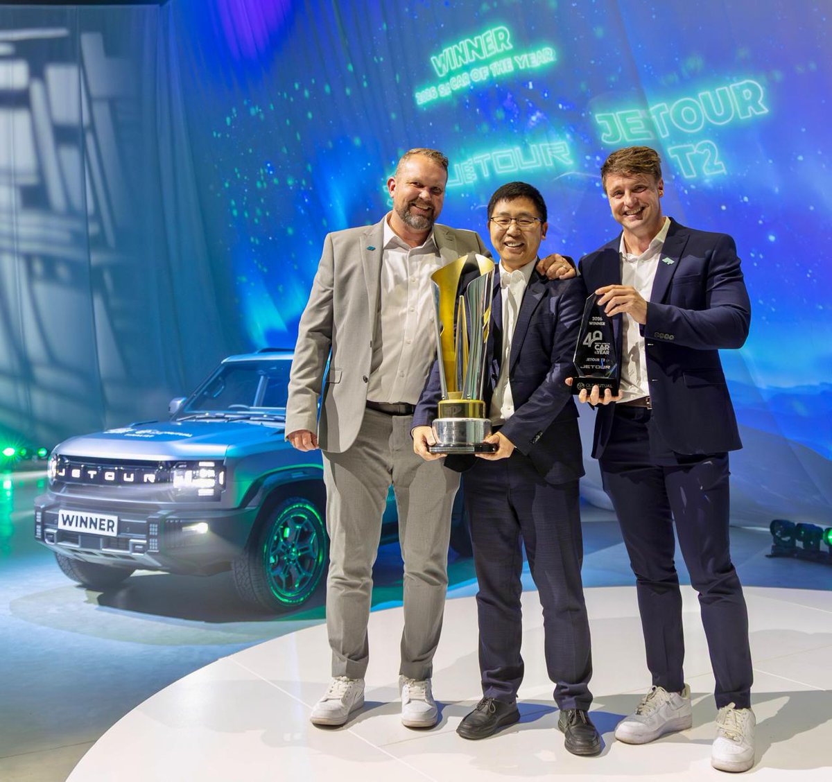 TheAutoMagZA's tweet photo. @Jetour_SA  T2 TAKES CAR OF THE YEAR TITLE - The Auto Magazine https://t.co/cfZg23w7Gu https://t.co/6r8ZFwu9f8