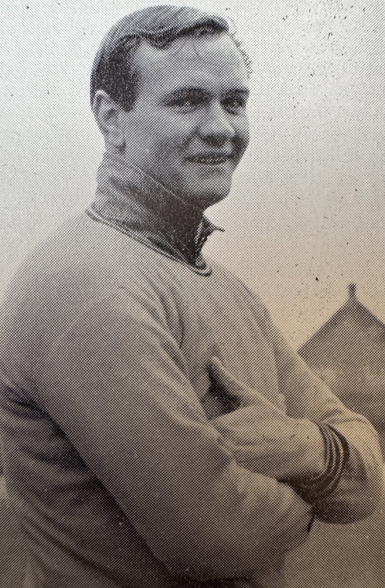 Theleaguemag's tweet photo. Ron Atkinson of Oxford United https://t.co/MdOM3po13t