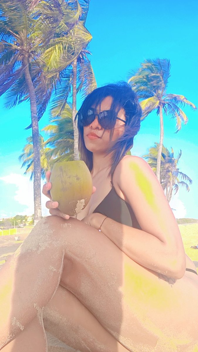 LeticiaLouisX's tweet photo. Do you know i can squirt sometimes when you make me masturbate for 15 min long? 💖♥️ https://t.co/kbE6sCt6w0