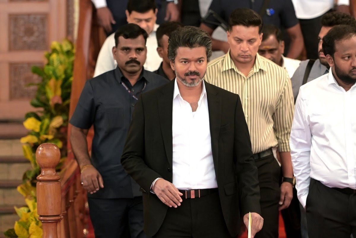 itz_chillax's tweet photo. MGR rule - No Deputy CM
Jayalalithaa rule - No Deputy CM
Thalapathy rule - No Deputy CM 

Deputy CM post is dummy post created by Karunanithi in TN for his son Stalin and followed by EPS for OPS then Stalin for his son Udhayanithi 

STRONG LEADERS DON'T NEED A DEPUTY https://t.co/eEwOFfPDwk