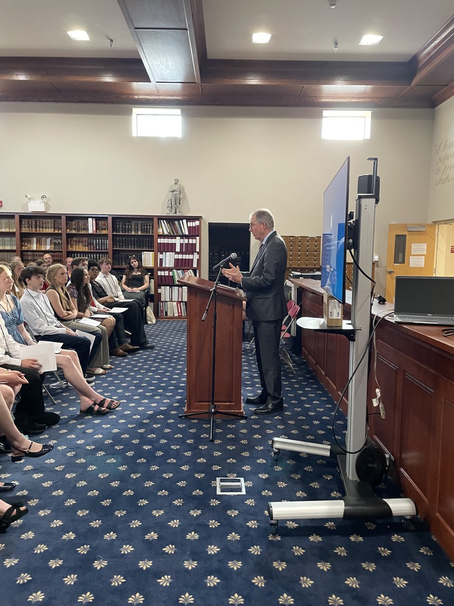 NHSecretary's tweet photo. Yesterday, SOS Scanlan and Civic &amp; Voter Ed. Coordinator Lily Woo recognized the winners of the 50 Students, 50 Stars program, which celebrates students who have organized civic engagement activities that enhance the lives of others. NH's future is bright thanks to these stars! https://t.co/YRYSHwzHEc