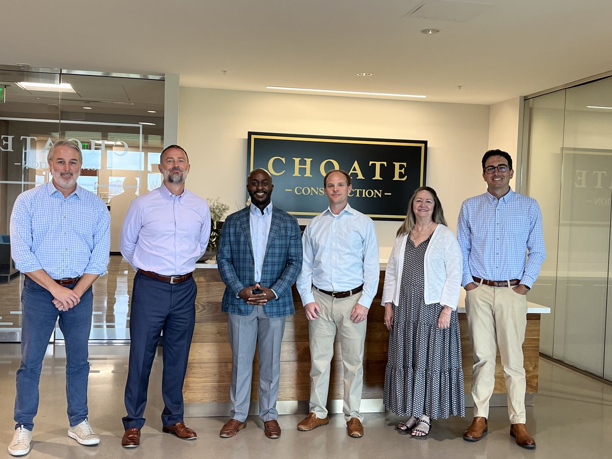 EmployeesOwn's tweet photo. ESCA member @ChoateCo recently welcomed Regional Director Bradford Traywick from @SenatorTimScott's office to their Mount Pleasant, South Carolina office.

We appreciate the opportunity to discuss the impact of employee ownership in Senator Scott's district. https://t.co/FQvVxQyNZe