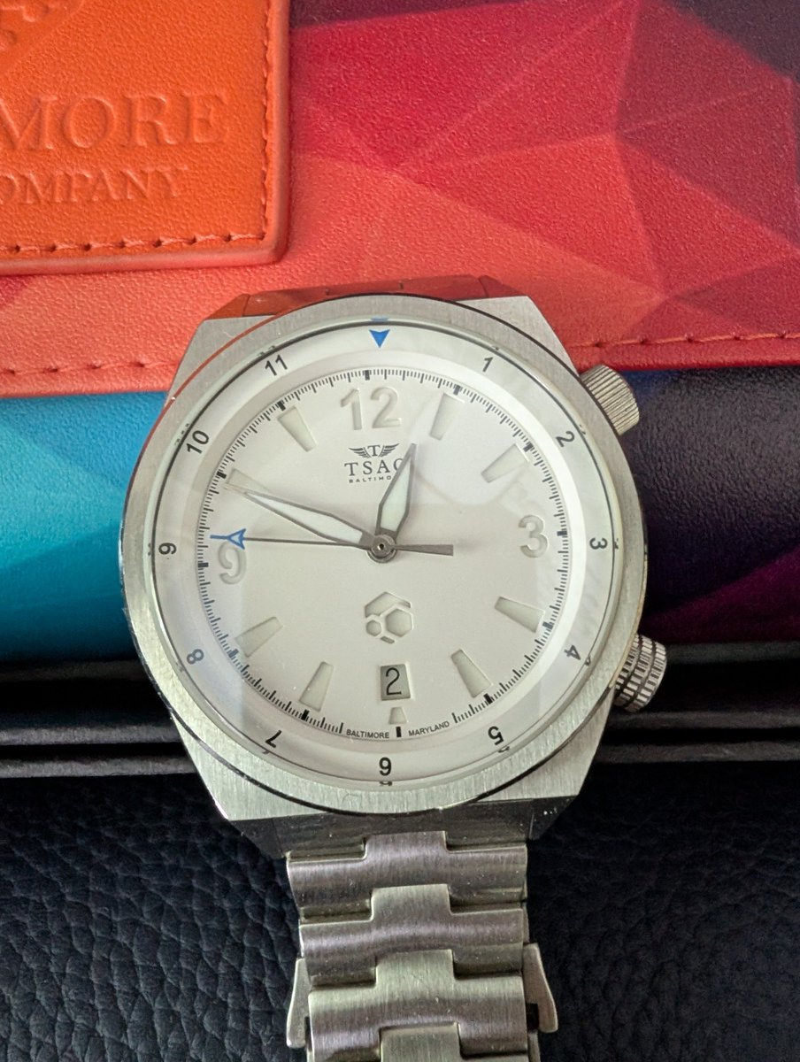 TechHustler's tweet photo. ⌚The "Time" has come to sell some of my crypto watches. Over the last few years I've turned into a #Bitcoin Maxi and these have been just collecting dust. Hit me up if interested. I accept Bitcoin!
#bitcoin #kda #flux https://t.co/iFoxv3witf