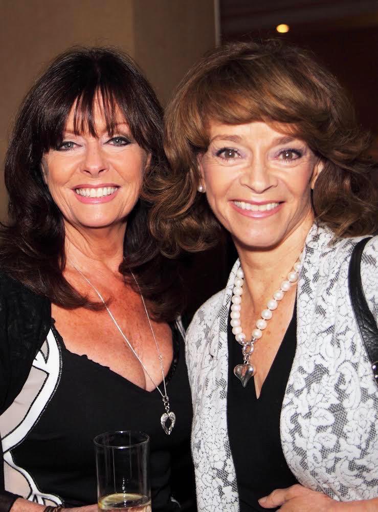 vickimichelle's tweet photo. Happy Birthday Gorgeous Sue Holderness. Great actress and Lovely Lady. Brilliant as Marlene in Only Fool and Horses Fab memory at a Heritage Event @SueHolderness #MadamBlancMysteries @BeingBoycie #OnlyFoolsAndHorses @bbceastenders #StillOpenAllHours #ThursdayThoughts https://t.co/L3BrGh1JbW