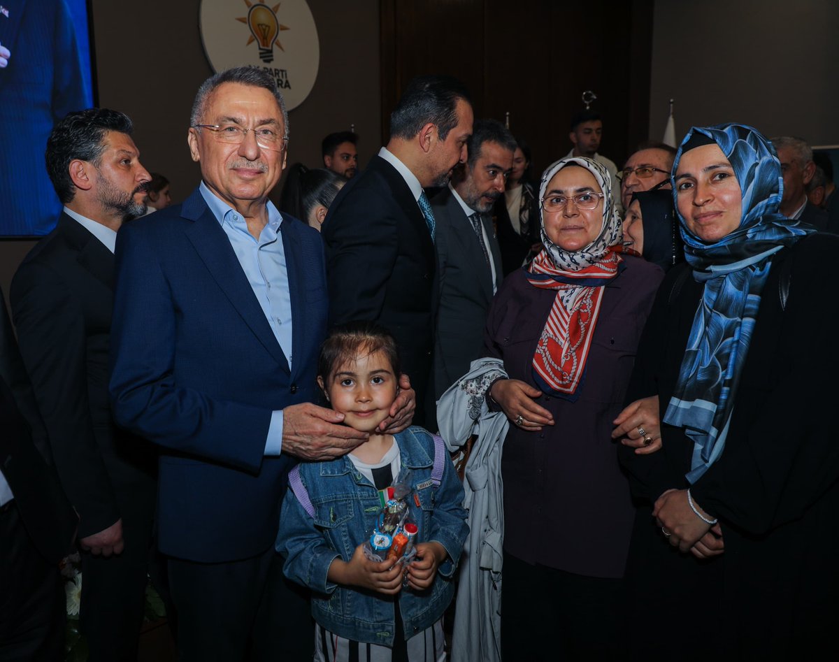 Fuat Oktay tweet media