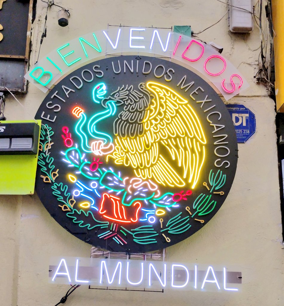 vicentegtz's tweet photo. @FerCevallosF Ve al centro de la CDMX y verás que sì https://t.co/R7fBuSiStw