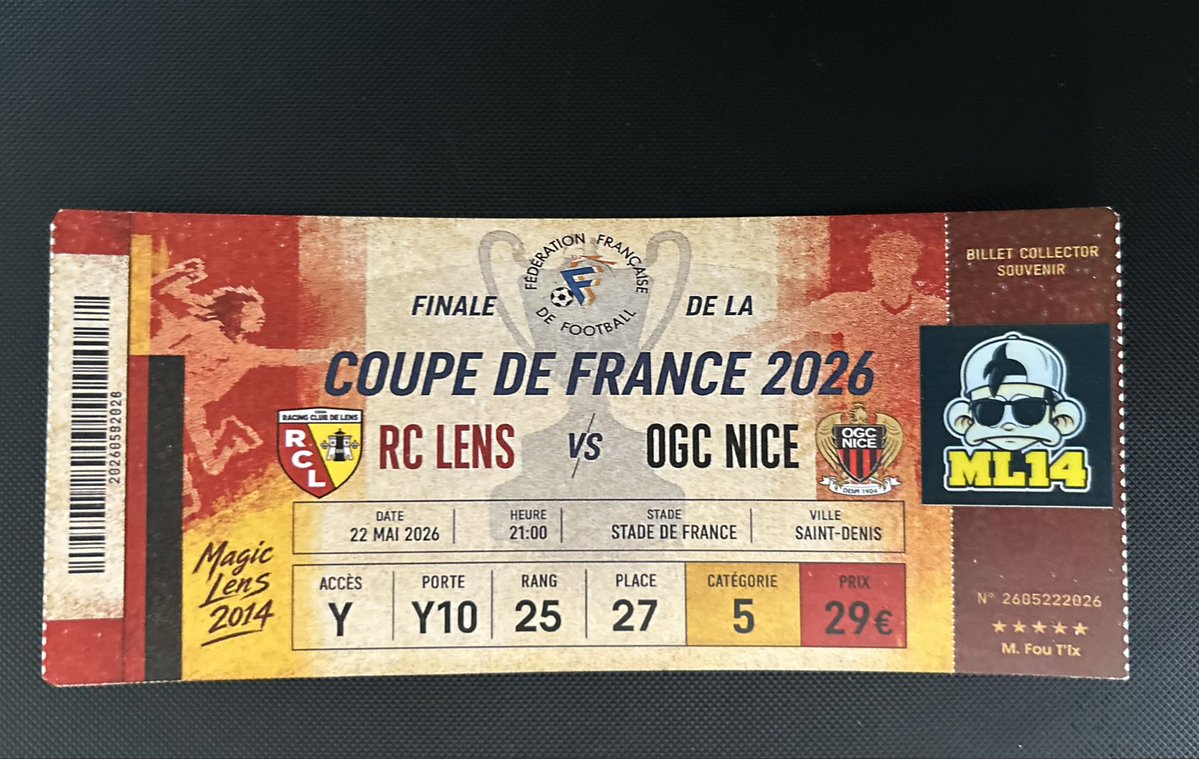 fou_tixx's tweet photo. Pas de billets thermiques pour une si grande occasion ? #RCLens https://t.co/sJMJ9SZBVl