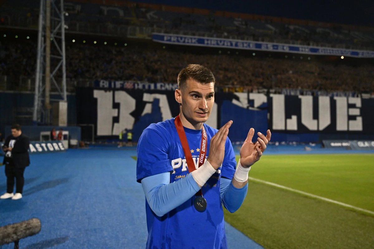 CroatiaFooty's tweet photo. 🎙️ Dominik Livaković on his club future:

"I don’t have any new information. Elections are coming at Fenerbahçe, so I have to wait and then we’ll know more." https://t.co/2D01dCLnFc