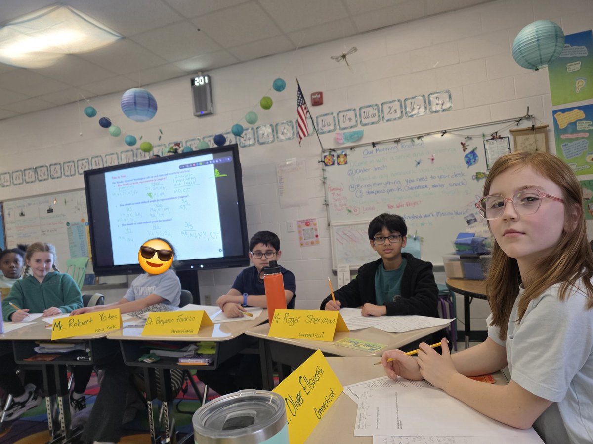 Ms_Swanson_DIS's tweet photo. We did amazingly with our Constitutional Convention simulation @Discovery_elem #4thGrade #History https://t.co/F5z1Ceqqgl