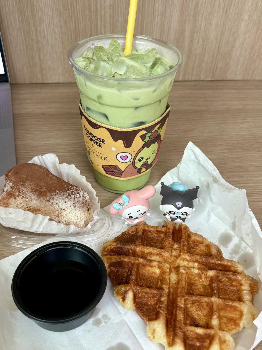 chaechaemeal's tweet photo. 2026년 5월 28일 

컴포즈 어센틱말차라떼, 크로플
컴포즈 어센틱말차라떼, 모찌바치케 초코
뼈없는 갈비탕, 반찬, 밥 https://t.co/YOqTCVA7qp