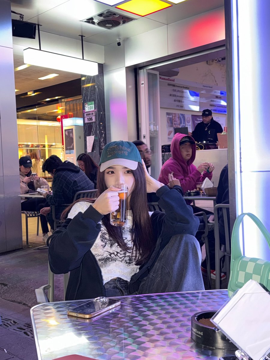 ❀nayees tweet media