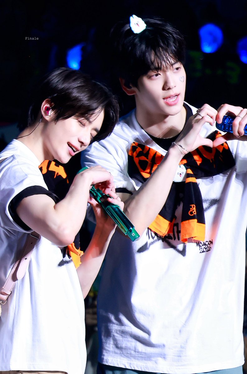 finalesoob's tweet photo. 260528 🫶

#TXT_수빈 #수빈 #SOOBIN 
#범규 #BEOMGYU #단짝즈
#TOMORROW_X_TOGETHER #TXT 
#투모로우바이투게더 #투바투 https://t.co/wu9dkKYHS3