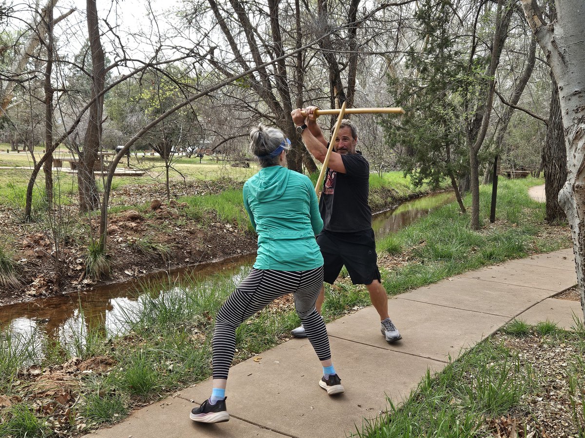 SwordExperience's tweet photo. Calling all Highlander fans! ⚔️ Join us on June 7 in Columbus for a day of sword training with Adrian Paul, photo ops, and signing sessions. Let’s move, connect, and escape everyday stress together! 🌟 

Tickets: https://t.co/01O4q2E4rJ #Highlander #SwordTraining #ColumbusEvent https://t.co/BlRXNOGDpg