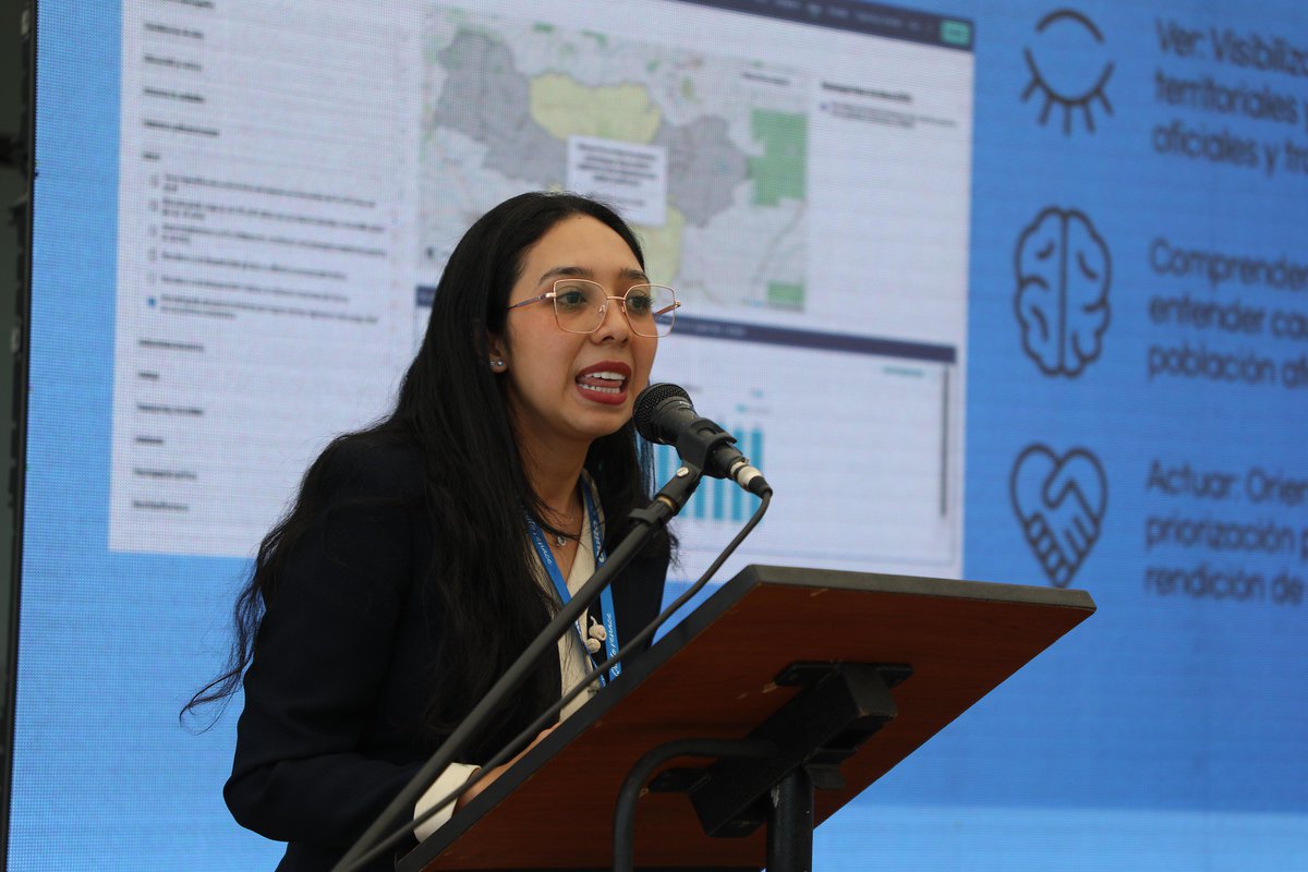 InclusionQuito's tweet photo. 🏙️ #QuitoNosCuida | ✨El nuevo Observatorio Social ya es una realidad. para diseñar mejores políticas públicas basadas en datos reales y estadísticas oficiales. 📉🔍

🔗 Revisa la nota completa en el link de nuestro portal  https://t.co/bhTpL55KDM

#QuitoRenace
#QuitoNoSeDetiene https://t.co/2J8EUxXn60