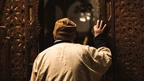 s_eliifff's tweet photo. Soran olursa üst üste gelmiş şerlerin, hayrını bekliyor dersiniz.. https://t.co/cRQgLfw2Bu