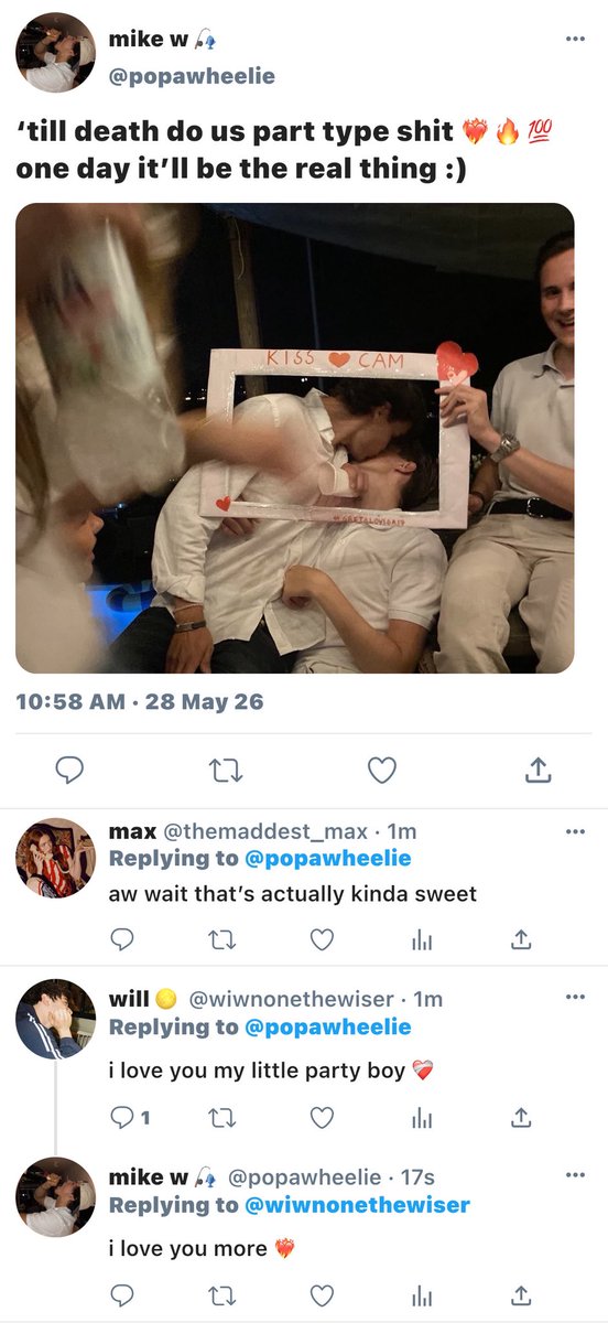 muddy ♪‧₊˚ tweet media