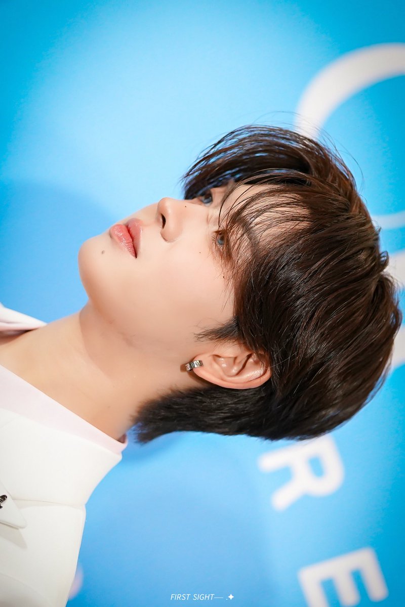 firstsight_2000's tweet photo. https://t.co/ZwQLelG24y