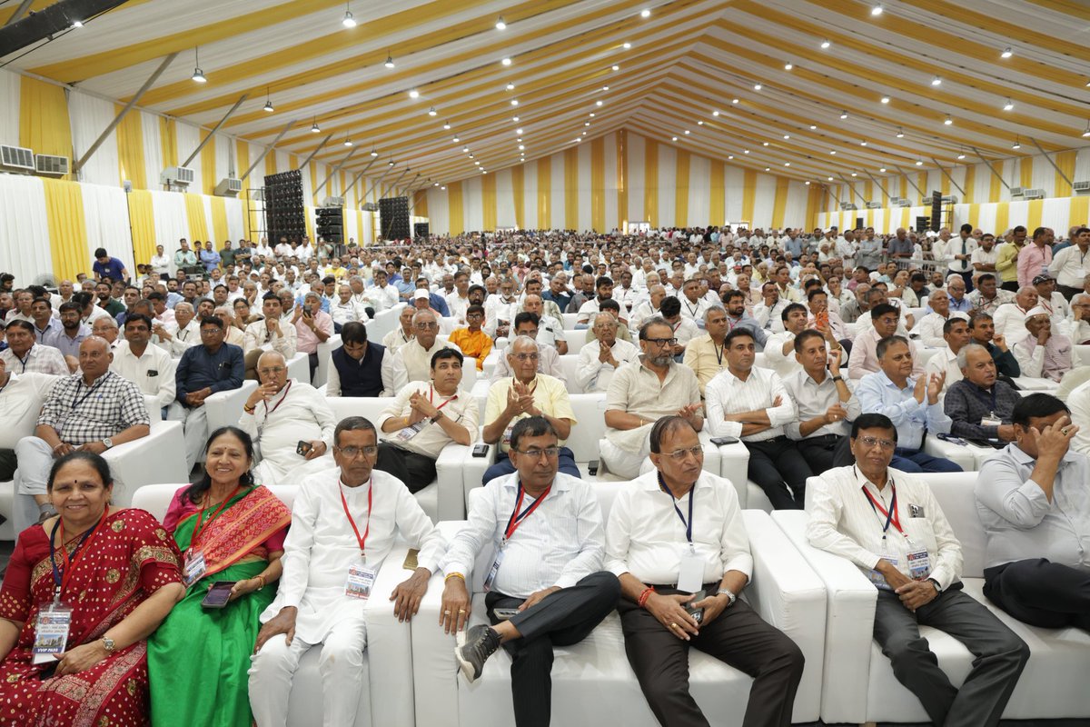 CMO Gujarat tweet media