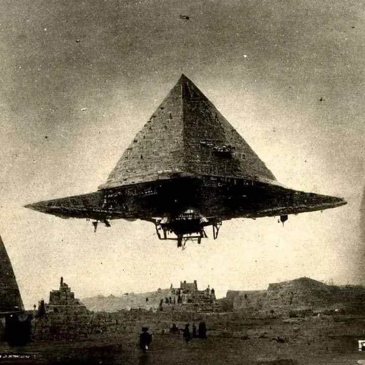 izaqueufo's tweet photo. 😳😱🇦🇶👽 QUE REGISTROS INTERESSANTES

"Uma conta no Reddit afirmou que seriam imagens de Reinos além das paredes de gelo. O que você acha?" https://t.co/O72qW92HFi