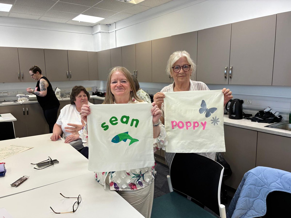 NLCAdultLearn's tweet photo. Cumbernauld Women’s Space teamed up with Cumbernauld Library Maker Space to celebrate the town’s 70th anniversary.

They learned new skills &amp; are creating small quilted celebratory wall hangings while sharing stories of Cumbernauld past and present. #BecauseOfCLD https://t.co/GtvTmHAWO8