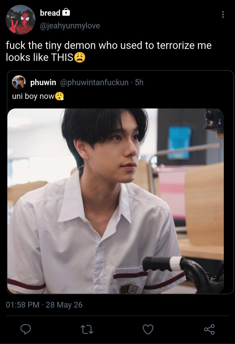 Max tweet media