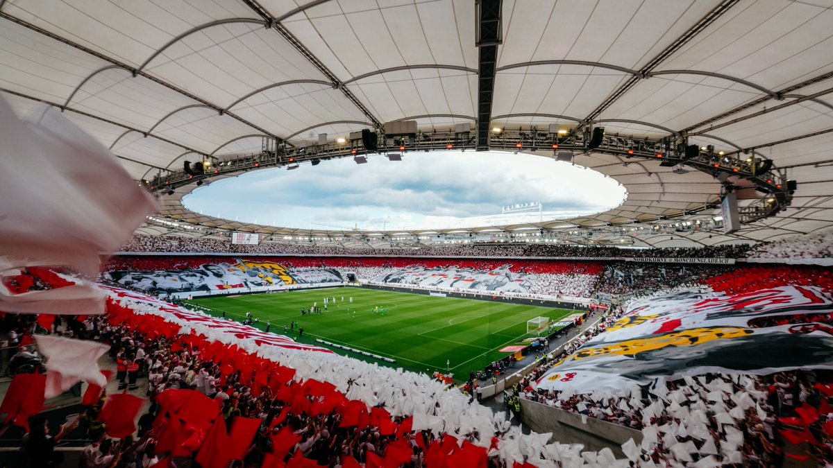 VfB's tweet photo. Choreos, die unter die Haut gingen! 😮‍💨

Ihr habt immer wieder unvergessliche Momente in dieser Saison geschaffen, die für immer in Erinnerung bleiben.

Dafür gebührt euch Fans unser Dank! 🤍❤️

#VfB | #VfB1893 https://t.co/sOJULa4FNw