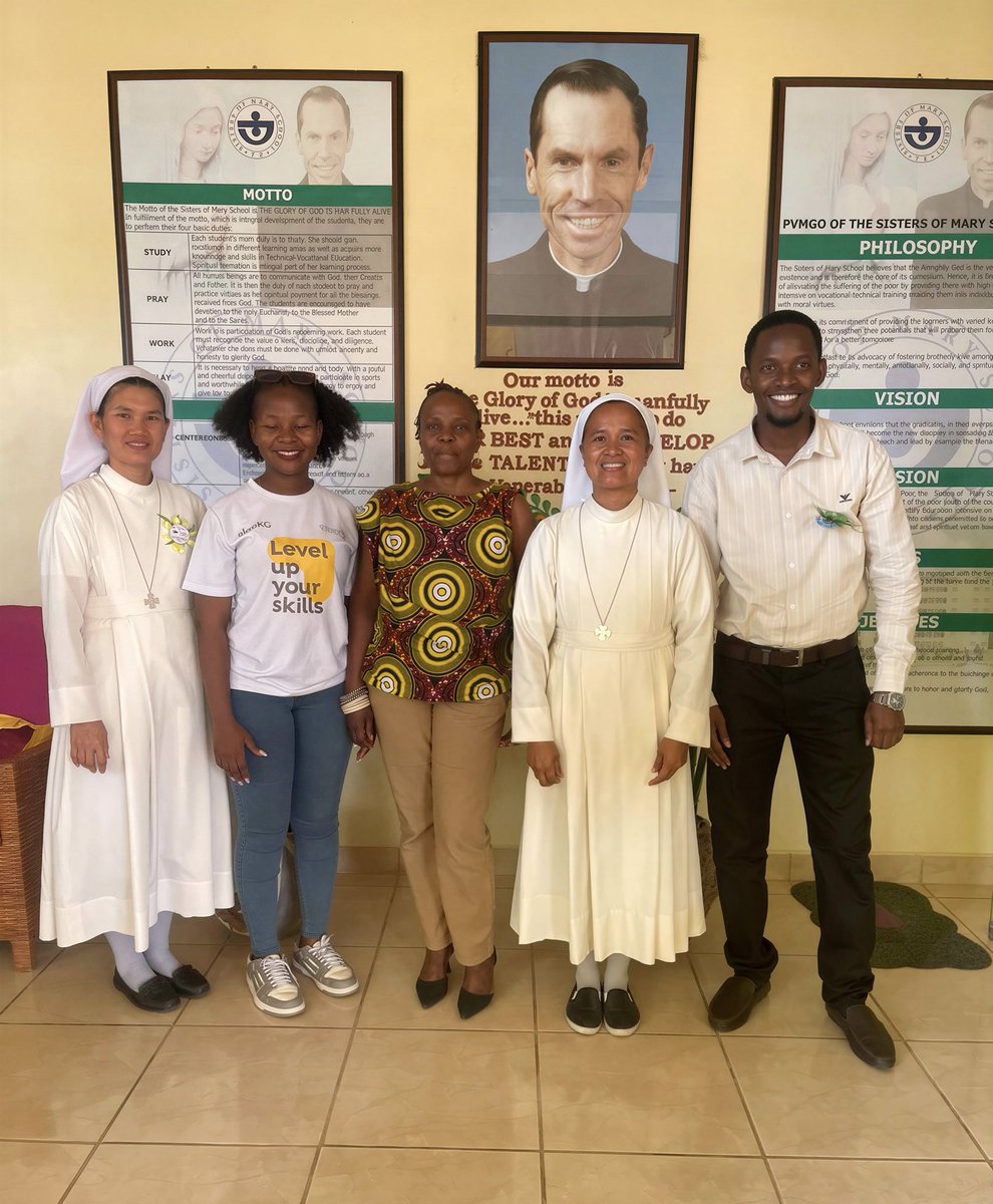 Menneja's tweet photo. Honored to attend the #Form6Graduation at Kisarawe Girlstown, Pwani, officiated by the Representative of the Pwani Regional Commissioner.

The Sisters of Mary School continues to empower youth in Tanzania through quality education, skills &amp; holistolic care. https://t.co/z4DXD00jx8