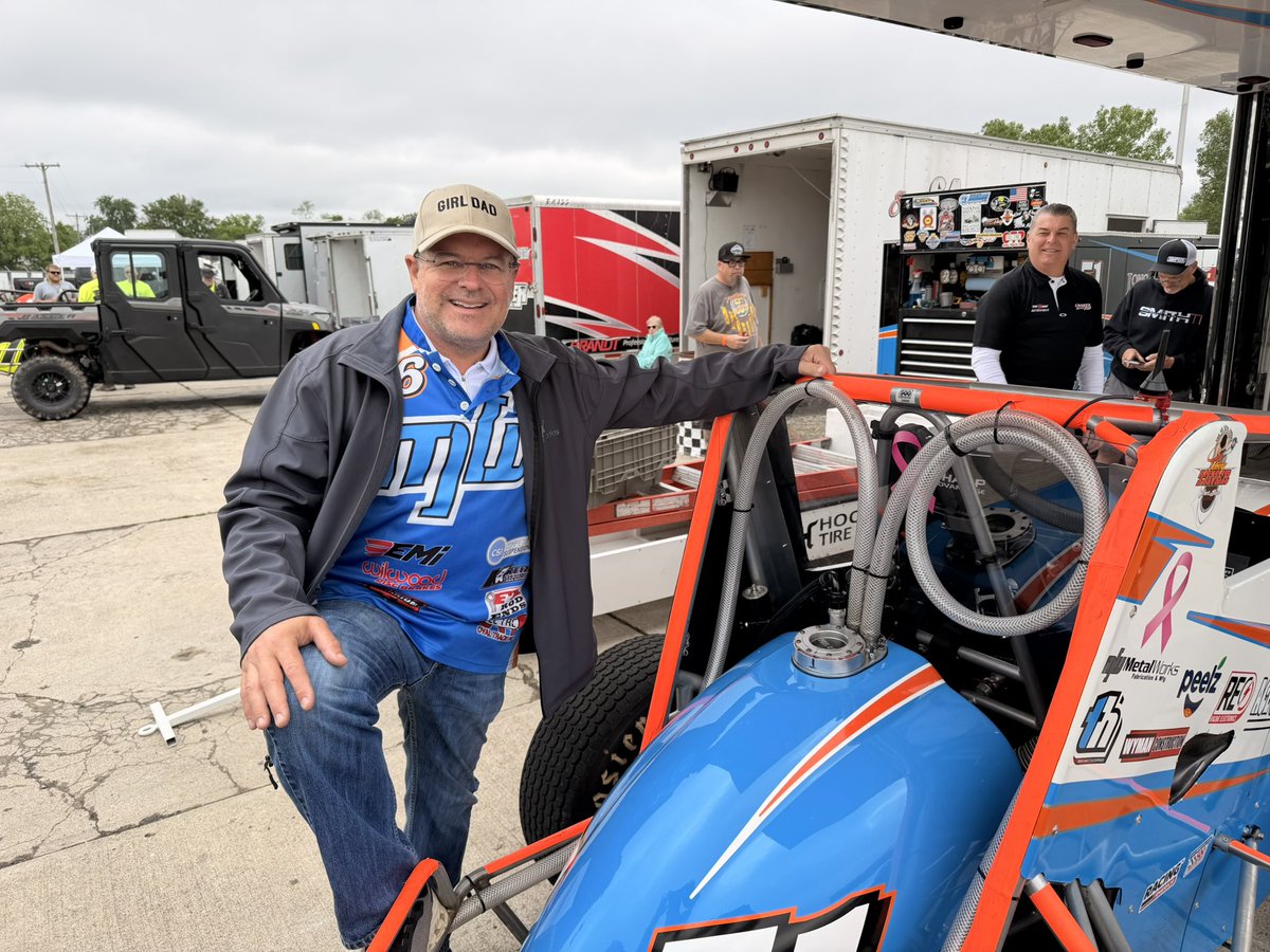 JerryNadeau01's tweet photo. Supporting @Logan_Seavey at the Little 500 last weekend!! @AndersonSpeedwy https://t.co/zQuUlFieMN