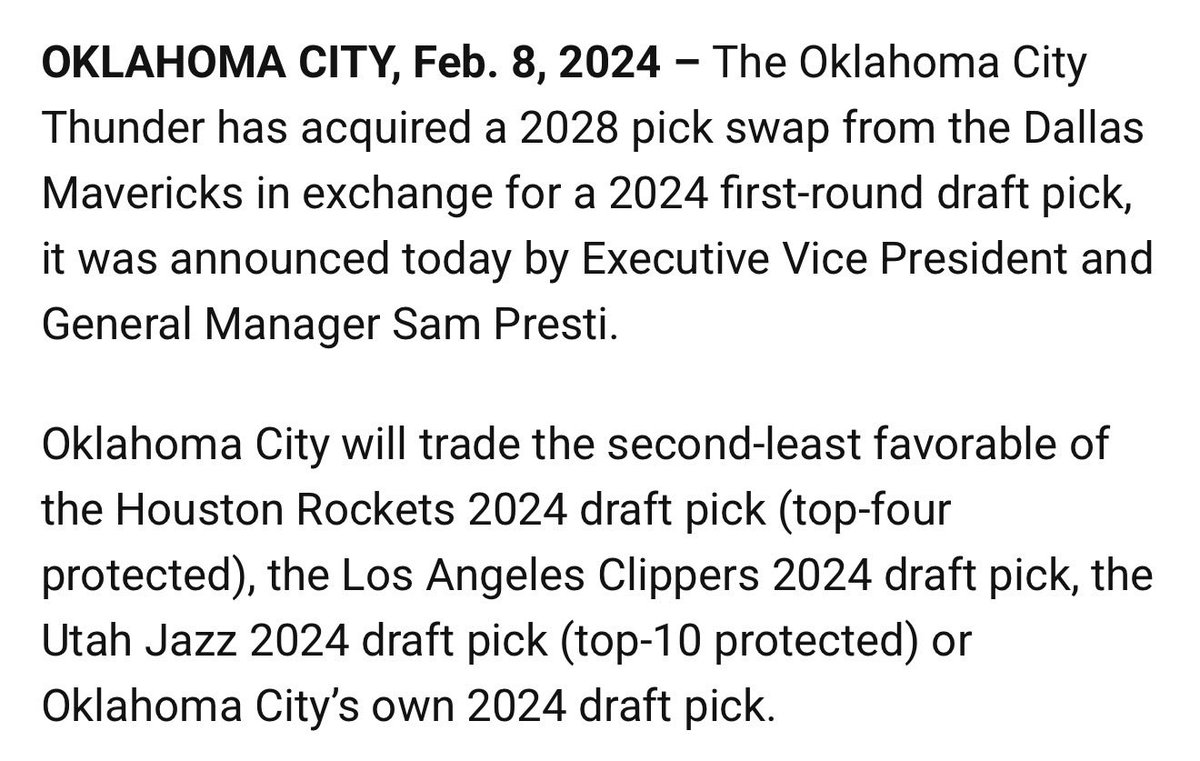 TotalThunderGuy's tweet photo. This is actually one of the weirdest trade trees I’ve ever seen

-Mavs trade with OKC for ‘24 pick with unprotected 28 swap
-Mavs send the ‘24 pick to Wizards for Gafford
-Wizards send the ‘24 pick to the Thunder who draft Dillon Jones
-The Thunder trade Jones back to the Wizards https://t.co/wO61x9hgkL