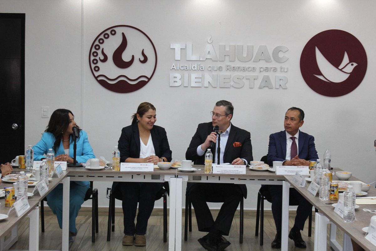 TJA_CDMX's tweet photo. El día de hoy llevamos a cabo la firma del Convenio Marco de Colaboración con la @TlahuacRenace, reafirmando nuestro compromiso de impulsar acciones conjuntas que fortalezcan el acceso a la justicia administrativa, la cercanía institucional y el bienestar de las y los ciudadanos https://t.co/rmgSX7qhUm