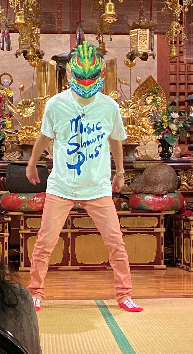4nin_tomato's tweet photo. ウージマンが意外とラフな姿である事が
判明しました😂
#misicshower
#チロンチロンピーハッピーライブ
#最高な仲間 https://t.co/wGaoptMGx2