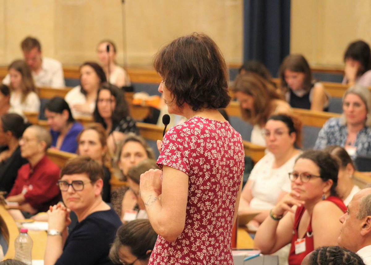 fredvalletoux's tweet photo. Merci à @YaelBRAUNPIVET d'avoir ouvert ce matin ces 2èmes Rencontres sur la santé des femmes que j'organisais à l'Assemblée nationale.

Une matinée pour faire le point sur trois facettes d'un sujet vaste et majeur : la prise en charge des cancers féminins, les enjeux autour de la fertilité et la réduction des inégalités de genre en santé.

Une matinée de débats denses et de grandes qualités grâce à des intervenants, soignants, spécialistes et associations de patients passionnants sur des thèmes essentiels. Essentiels, mais loin d'épuiser le sujet. 

La suite l'année prochaine pour les 3ème Rencontres sur la Santé des femmes !