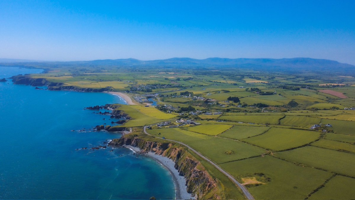 patrickkenealy's tweet photo. The Copper Coast, Co Waterford showing off in the sunshine earlier this week! @ancienteastIRL @barrabest @deric_tv @DiscoverIreland @discoverirl @Failte_Ireland @welovewaterford @VisitWaterford @WaterfordPocket @WaterfordGrnWay @GoToIreland @GoToIrelandUS @wlrfm @AimsirTG4 https://t.co/4e5NMnTrGP