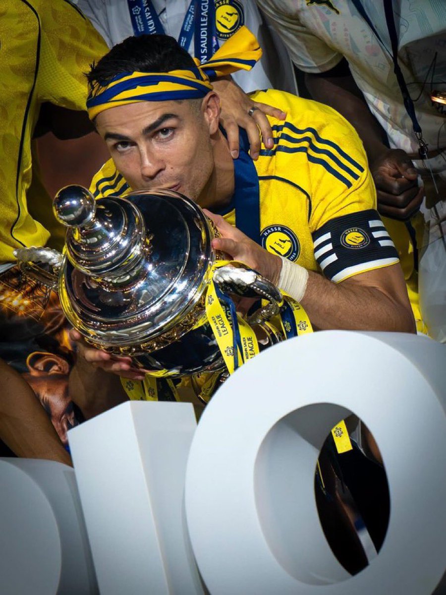 ابو انفنيتي بطل الدوري🏆 tweet media