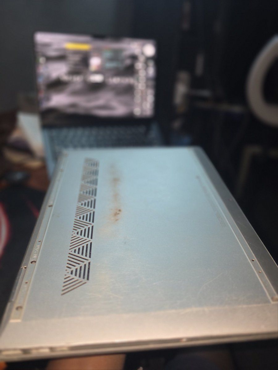 devFemzy's tweet photo. I need someone (computer engineer) that can help get the casing and touch (most likely with screen) of HP envy x360 m convertible. Model 15m-dr1012dx

I really need this. Repost till it gets to someone that might have it. Thanks. https://t.co/OLxOKkUZvv
