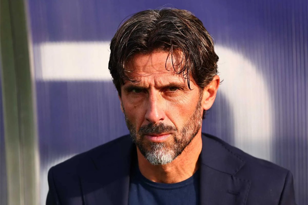 LCanicchio's tweet photo. #Parma, Nicola #Corrent: “Reso quasi normale un percorso incredibile, dalla Primavera 2 fino ad arrivare qui. Due anni fa ho iniziato questa avventura e sono orgoglioso, perchè molti allenatori vorrebbero essere al mio posto. Ringrazio Mattia #Notari e tutti i componenti dello staff che mi hanno sopportato e supportato. Mi ritengo fortunato, penso di aver contribuito a migliorare tutto il contesto”. Infine glissa, da gran signore, sugli episodi arbitrali, complimentandosi con #Galloppa.