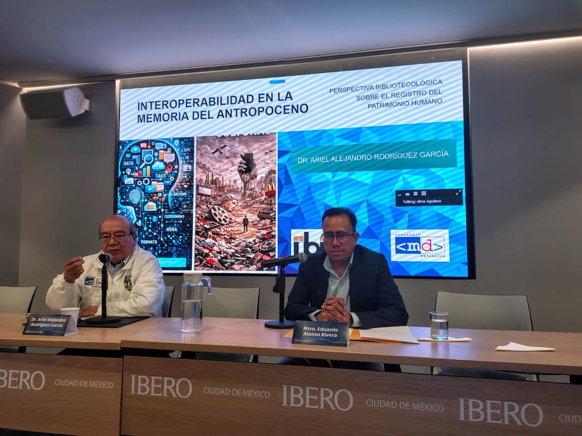 IIBI_UNAM_MX's tweet photo. 2/3 Hoy se reflexionó en conferencias magistrales, charlas y mesas redondas sobre datos y metadatos en la investigación, IA y tecnologías emergentes, interoperabilidad en la memoria del Antropoceno e innovación disruptiva. https://t.co/XMZHCIZQBd