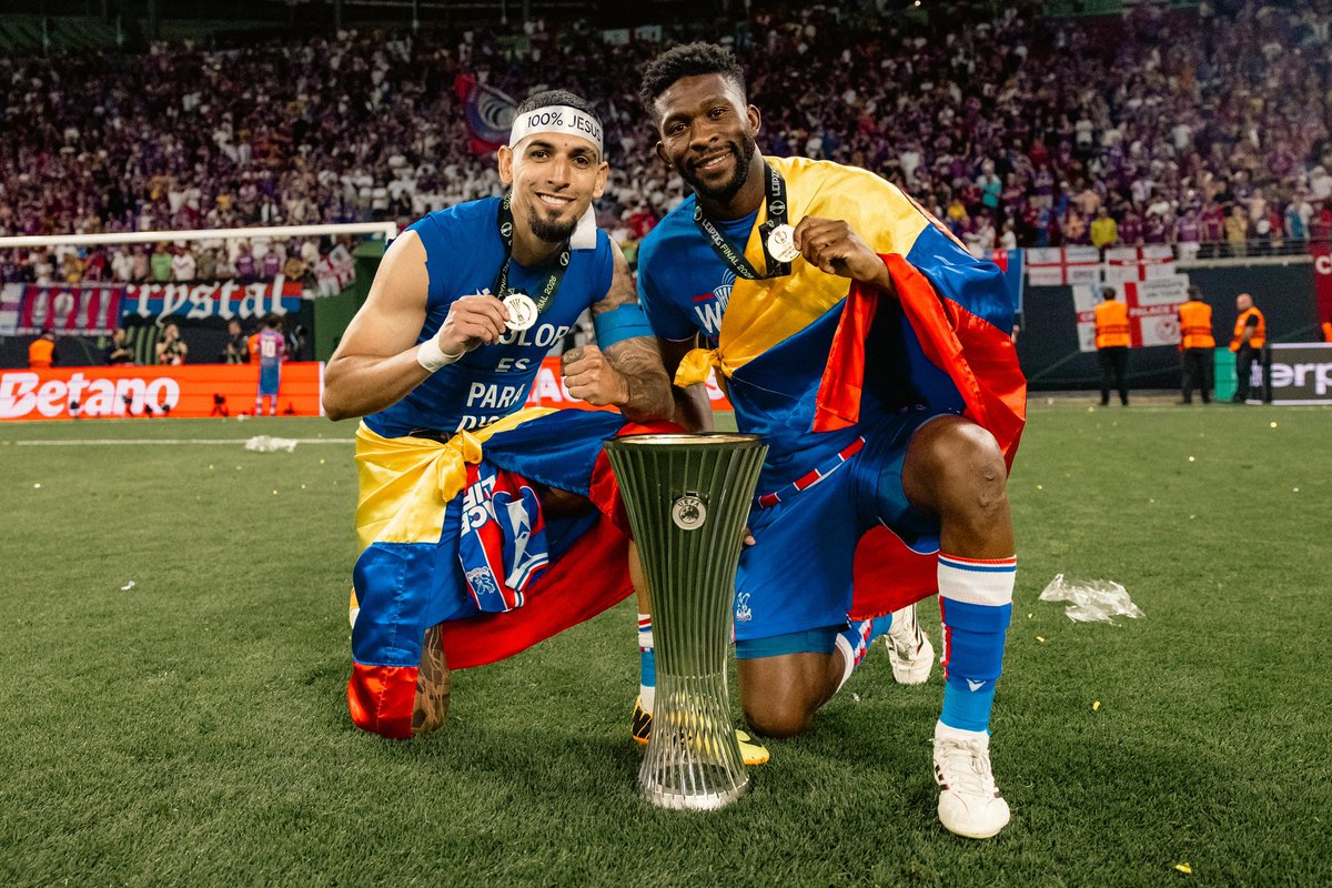 jeffersonlerma's tweet photo. Quedar grabado en las páginas de la historia de este club es un orgullo que no me cabe en el pecho. 🏆

Toda la gloria y la honra sean para ti, Dios. ¡Lo prometiste y lo cumpliste! 🙌🏾❤️🦅 https://t.co/lE0Wc6ekqp