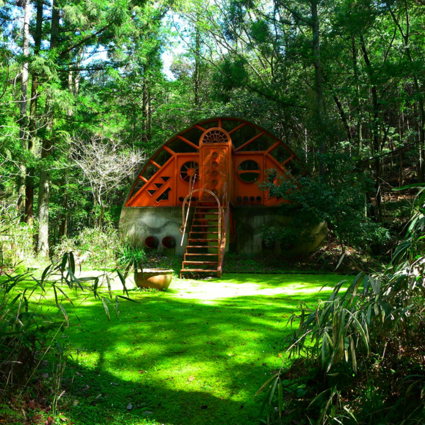 hasso_'s tweet photo. 石山修武の名建築『幻庵』がどこにあるのか調べたらとんでもない場所だった https://t.co/PXRTeaLMYC