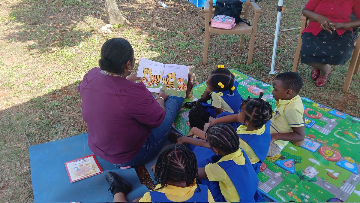 ItzzMell_ECC3's tweet photo. Thank you to Mrs.Clarke-Williams and Mrs.Reid-Samuels for being apart of #ECCReadPonDiCawna at Hague Primary and Infant!
@ECCJA @cfranoBrighty @BeeAronson @annie_porter1 
#12StandardsMatter #ReadingMatters https://t.co/3juefrcSdx