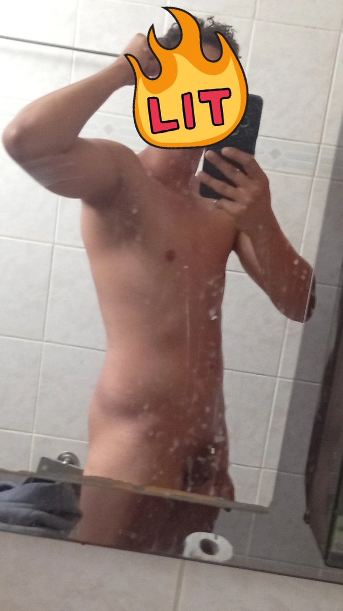 Virabrequimm's tweet photo. Alguém me da cinco reais ? https://t.co/r5GqqrjcyZ