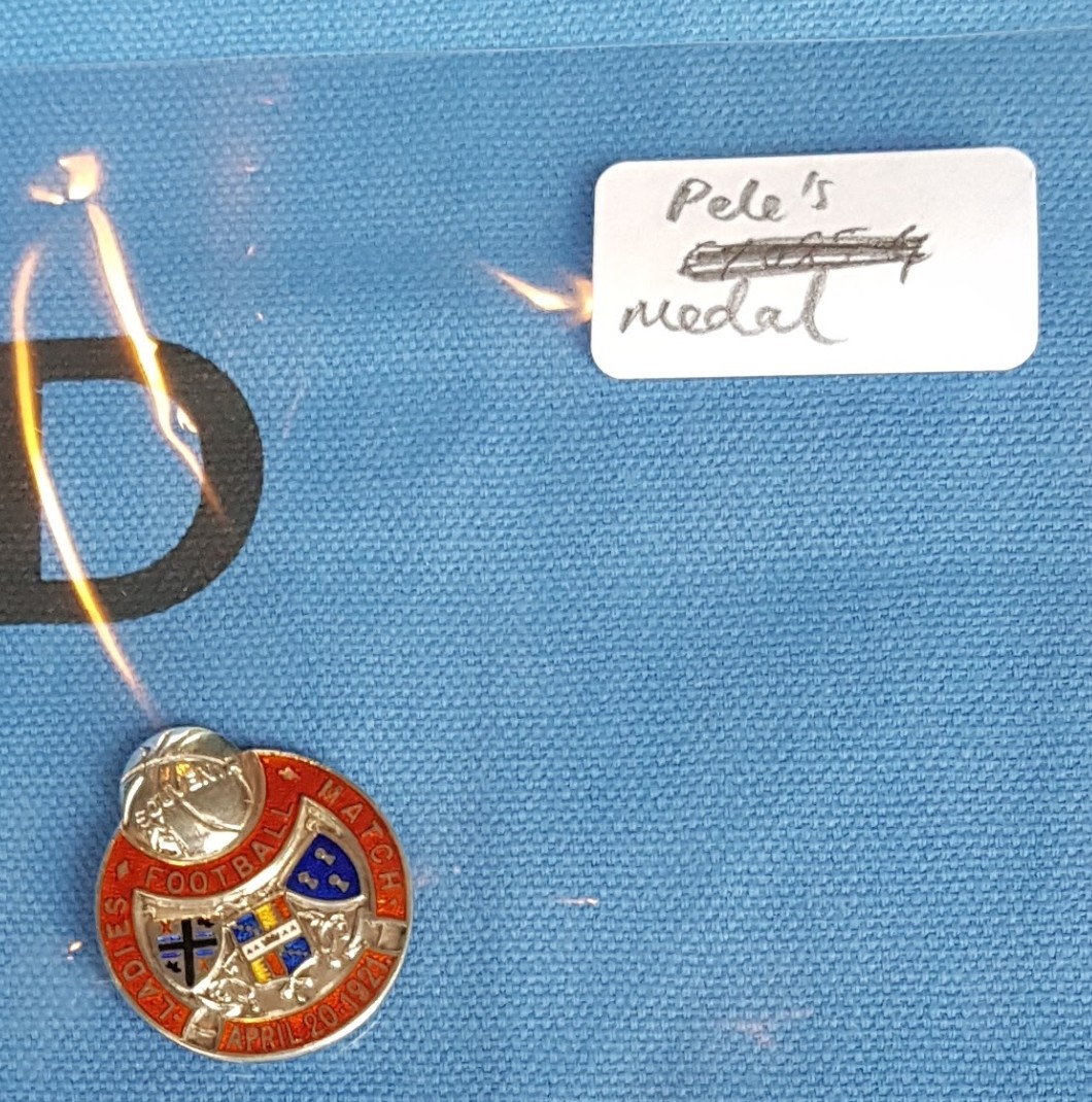 DagenhamInvince's tweet photo. Granny's aged 16 1921 Debut Medal in front of 30,000 shared the same pouch as Pele's Medal ⚽️💚
@footballandwar @DrDKilpatrick @collectfootball @First_2_Fifty @sthelenstownfc https://t.co/js5LffUnRF