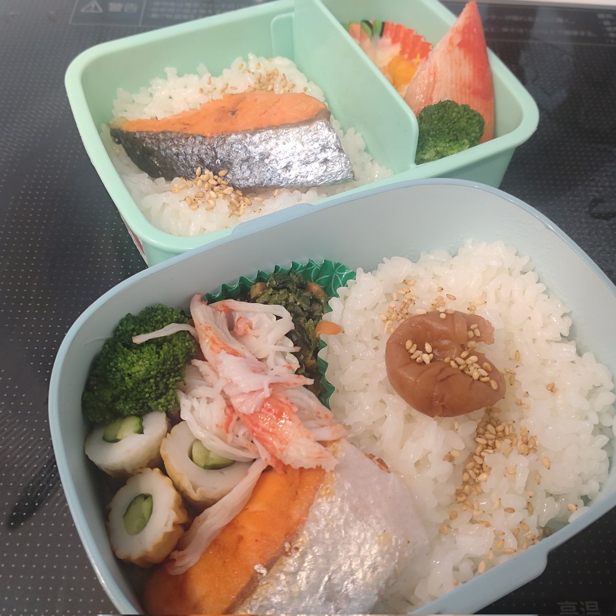 OtakeruM's tweet photo. おはようございます

今日は焼鮭弁当🍱です

#お弁当記録 https://t.co/CcFA0bV8cF