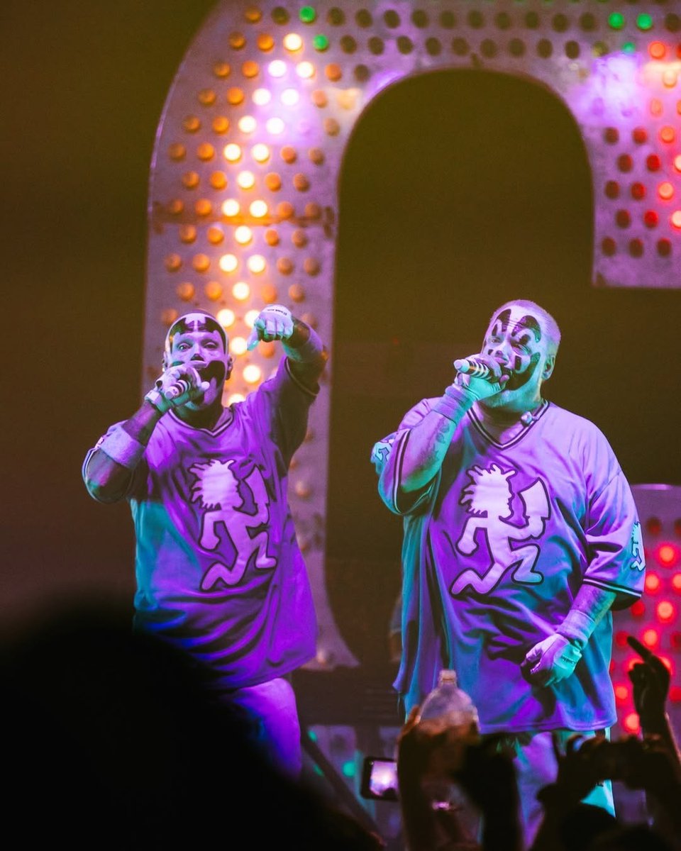 icp's tweet photo. Atlanta, Georgia Juggalos, prepare yourselves! Tomorrow the Wicked Clownz are bringin the wicked shxt to slap your eardrums shut! Violent J and Shaggy 2 Dope are pullin up to @eastern_atl with enough Faygo to last until the next apocalypse!...Tickets are still available...hit the link below...and cop yours NOW!!!!

https://t.co/XicxTKeE04